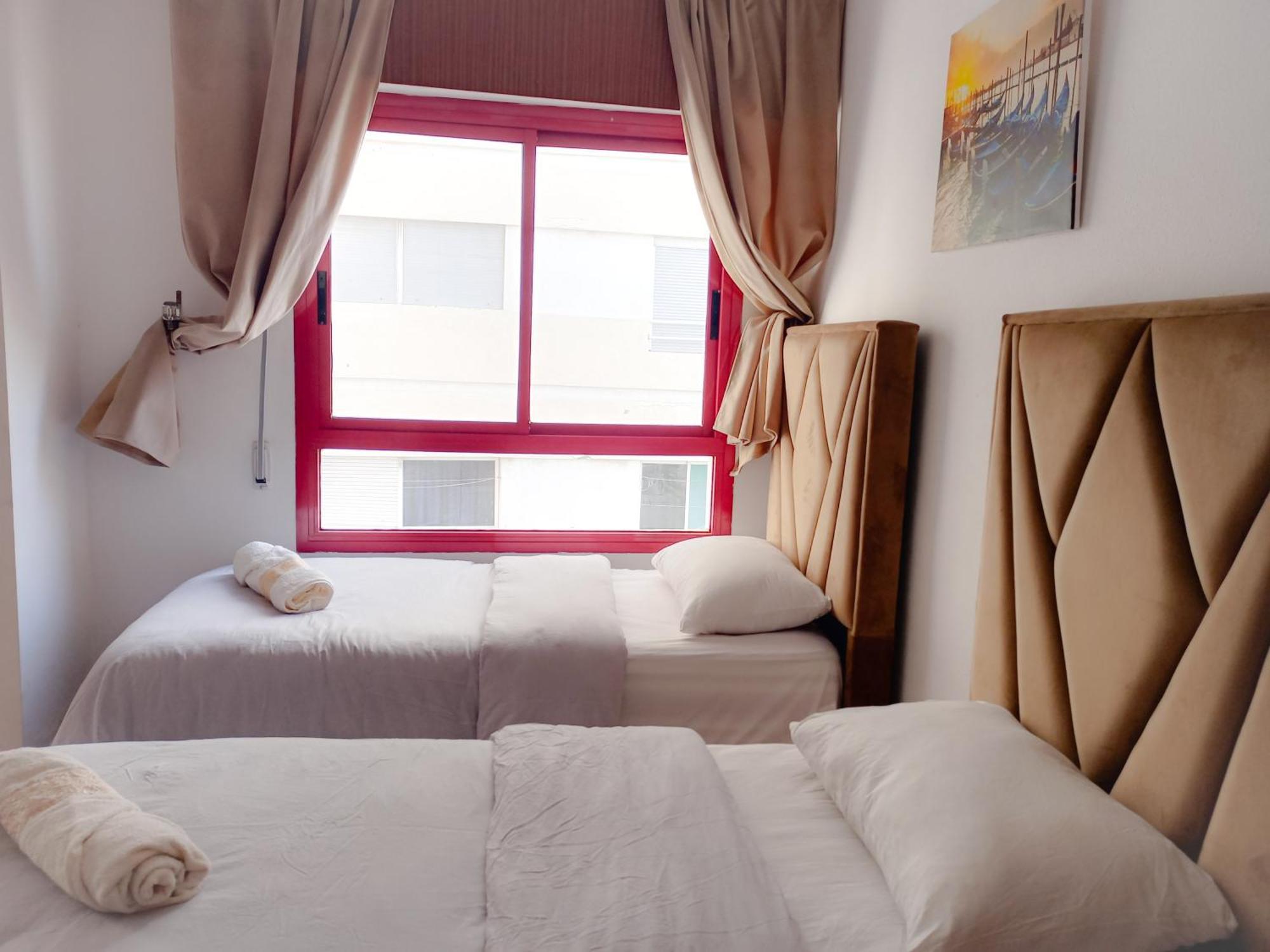 A Malabata En Face Centre Commercial Megarama & La Gare De Tgv F3 *
